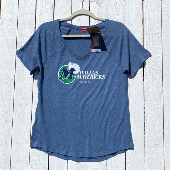 Mitchell & Ness Top - Picture 1 of 4